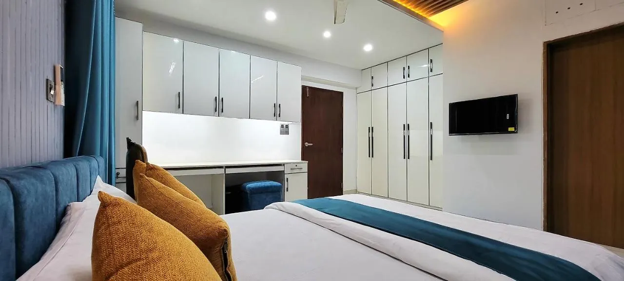 Luxurious 3-Bhk Highly Secured & Close To Airport Daca Bangladeche