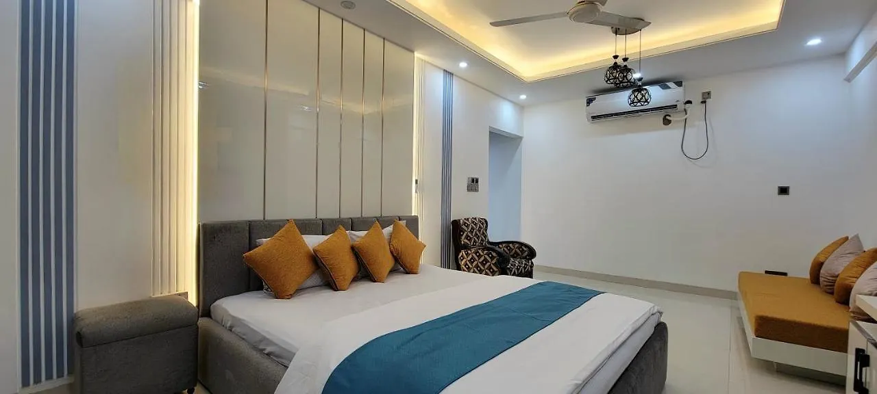 Luxurious 3-Bhk Highly Secured & Close To Airport Daca 0*,