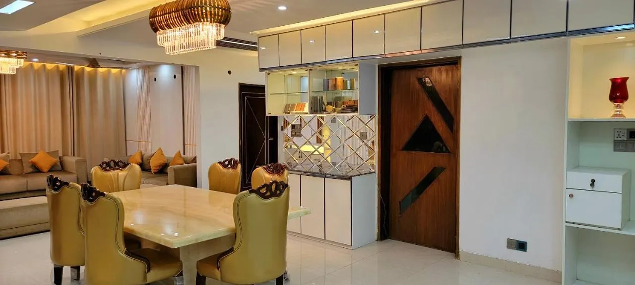 Luxurious 3-Bhk Highly Secured & Close To Airport Daca Apartamento