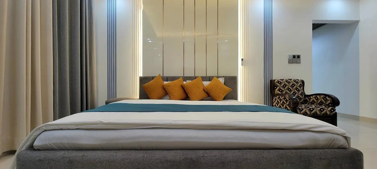 Apartamento Luxurious 3-Bhk Highly Secured & Close To Airport Daca
